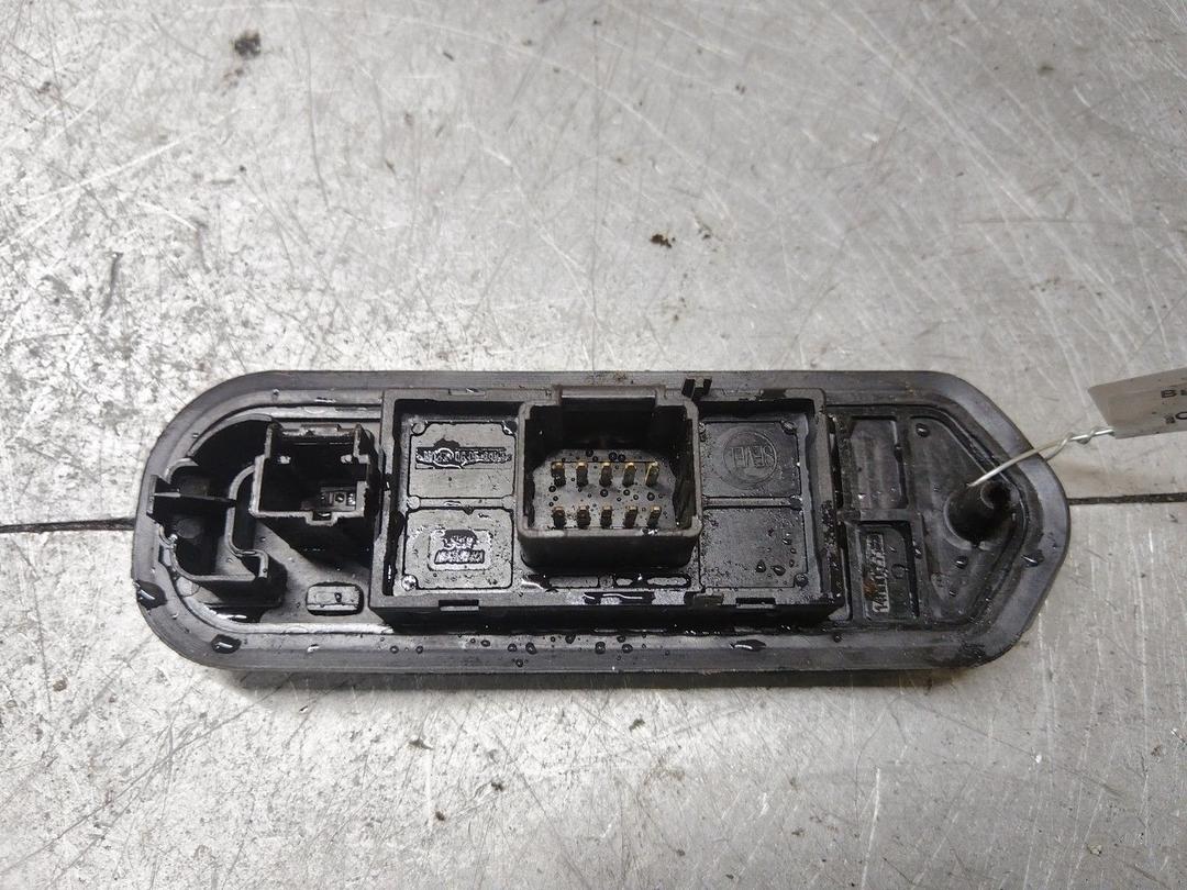Выключатель концевой (концевик) 8745L9 Citroen C8 - Фото 2