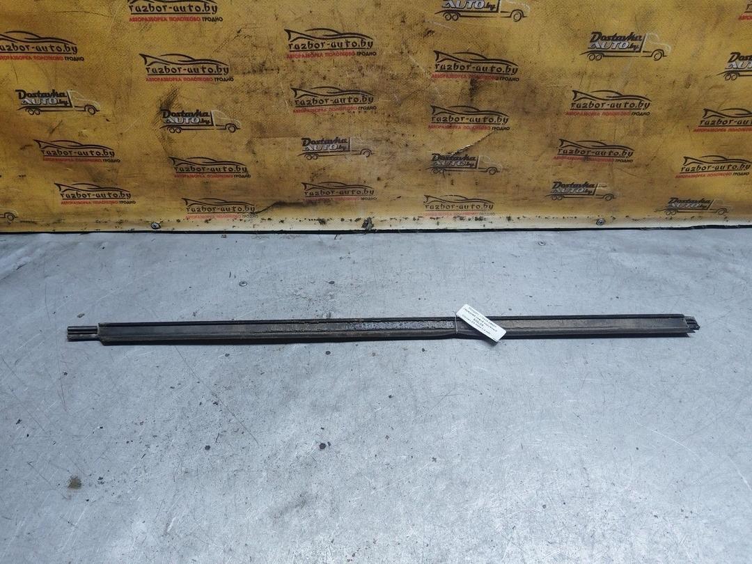 Молдинг стекла двери передней левой наружный S3GLDS Citroen C3 купить