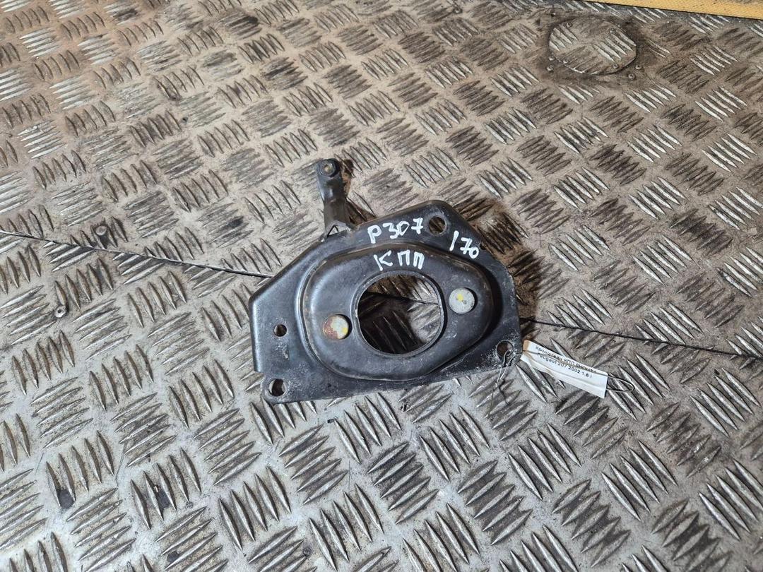 Кронштейн КПП 8HOUT1 Peugeot 307