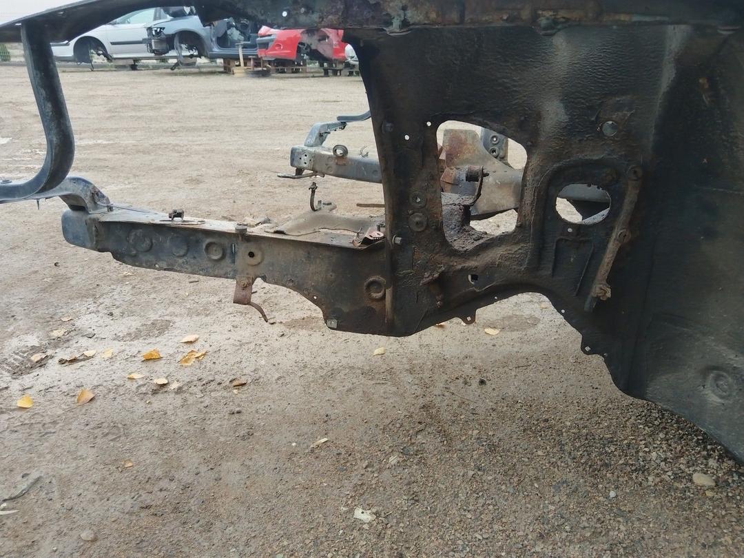 Лонжерон левый XE2P09 Audi 100 купить с доставкой