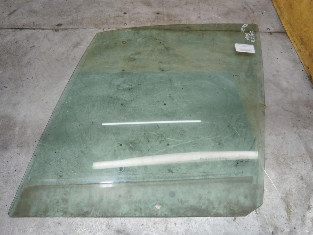 Стекло двери передней левой 50BN6P Renault Scenic - Фото 1