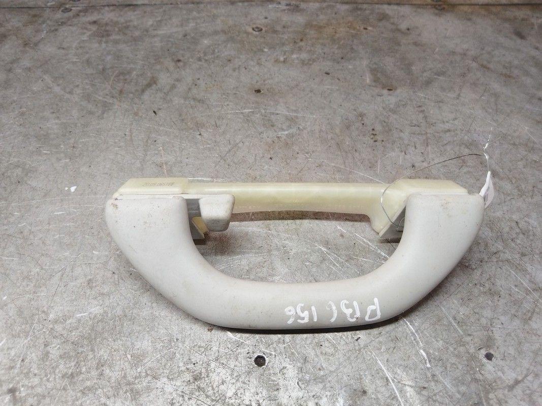 Ручка внутренняя потолочная Q12PYZ Volkswagen Passat купить с доставкой. Огромный выбор запчастей и марок авто. У нас есть практически все.