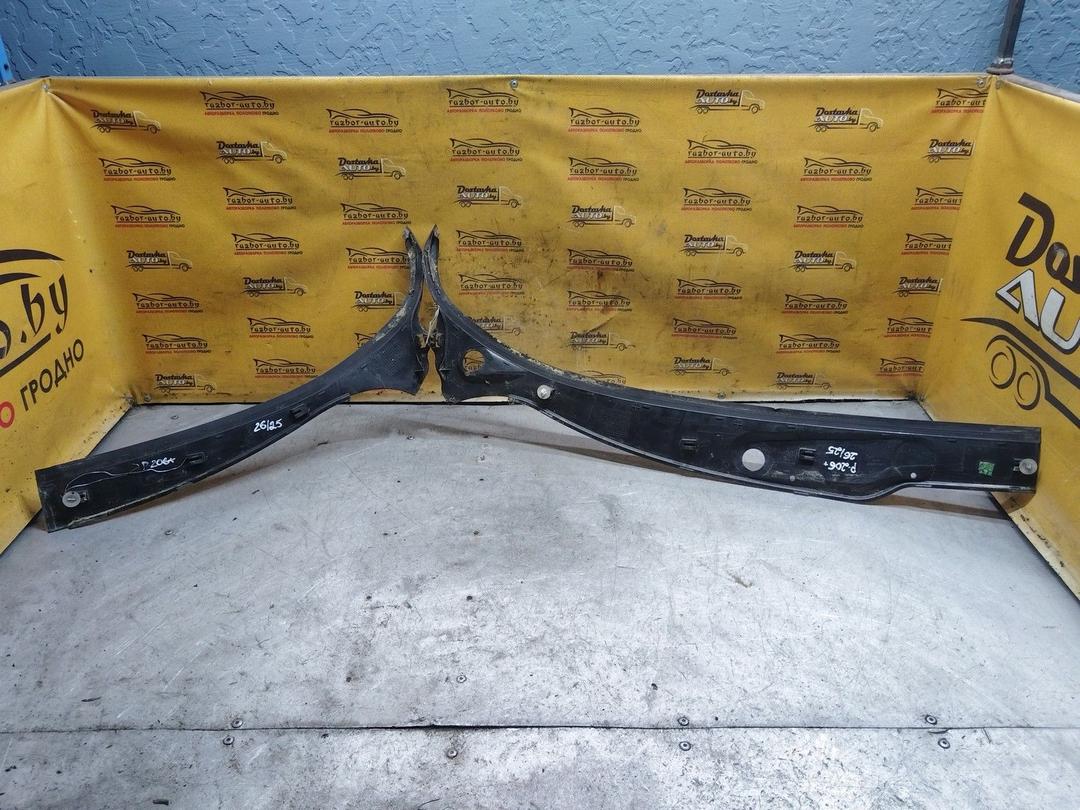 Дождевик LR561F Peugeot 206 купить