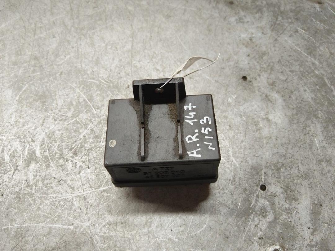 Реле накала свечей 4R382S Alfa Romeo 147 - Фото 1