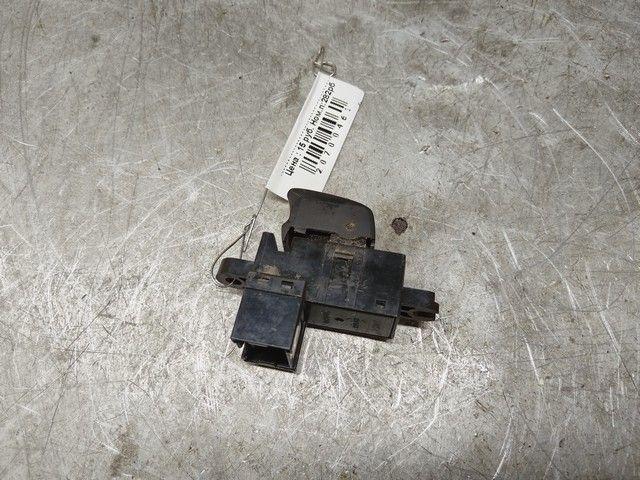 Кнопка стеклоподъемника заднего правого MVOY5A Nissan Primera - Фото 4