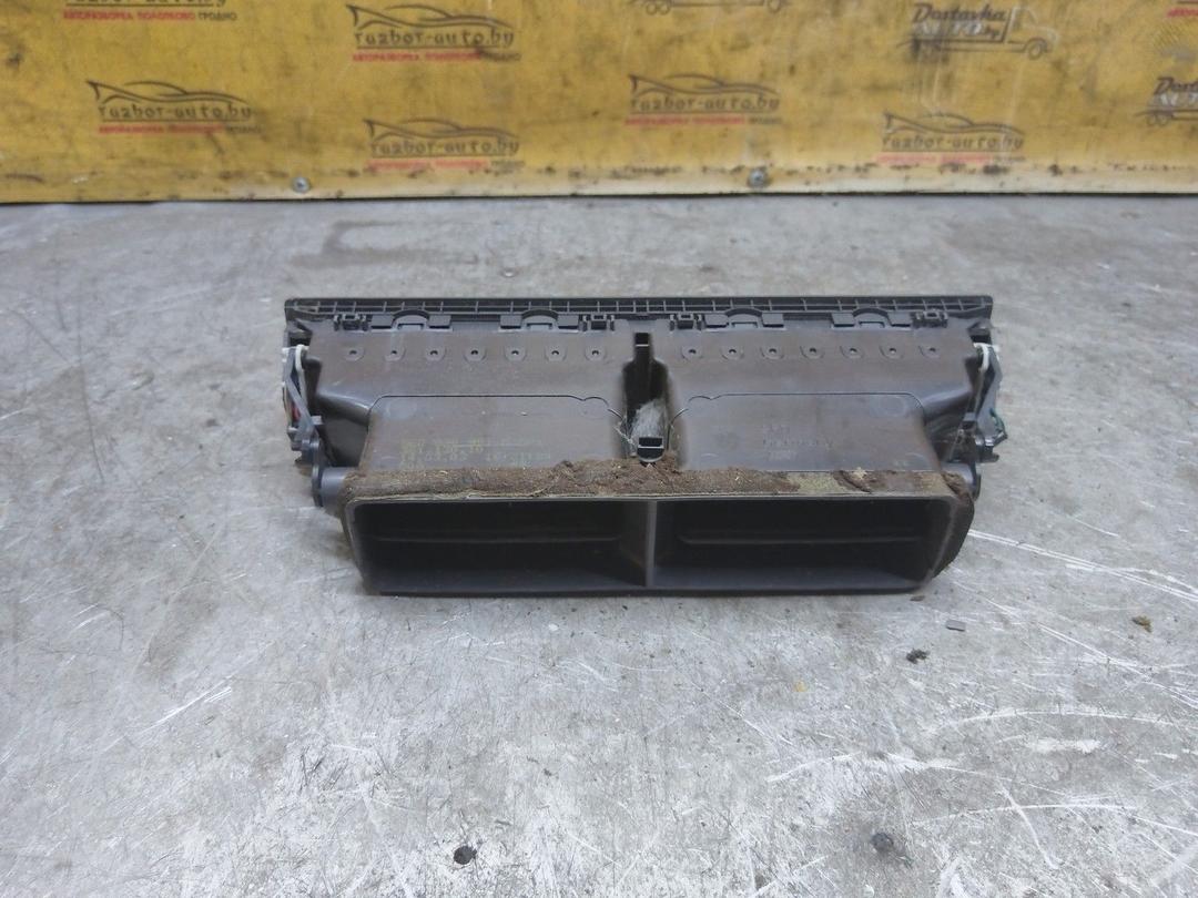 Дефлектор обдува салона Y7CPNE Audi A4 купить с доставкой