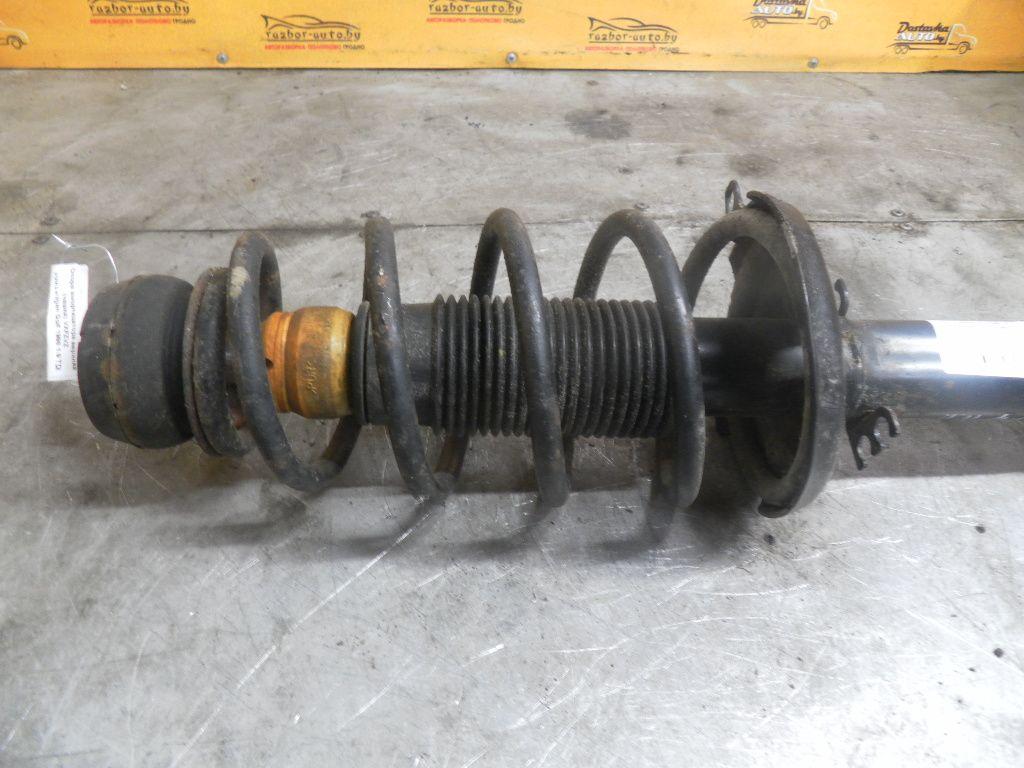 Амортизатор передний правый 649RUP Volkswagen Golf купить