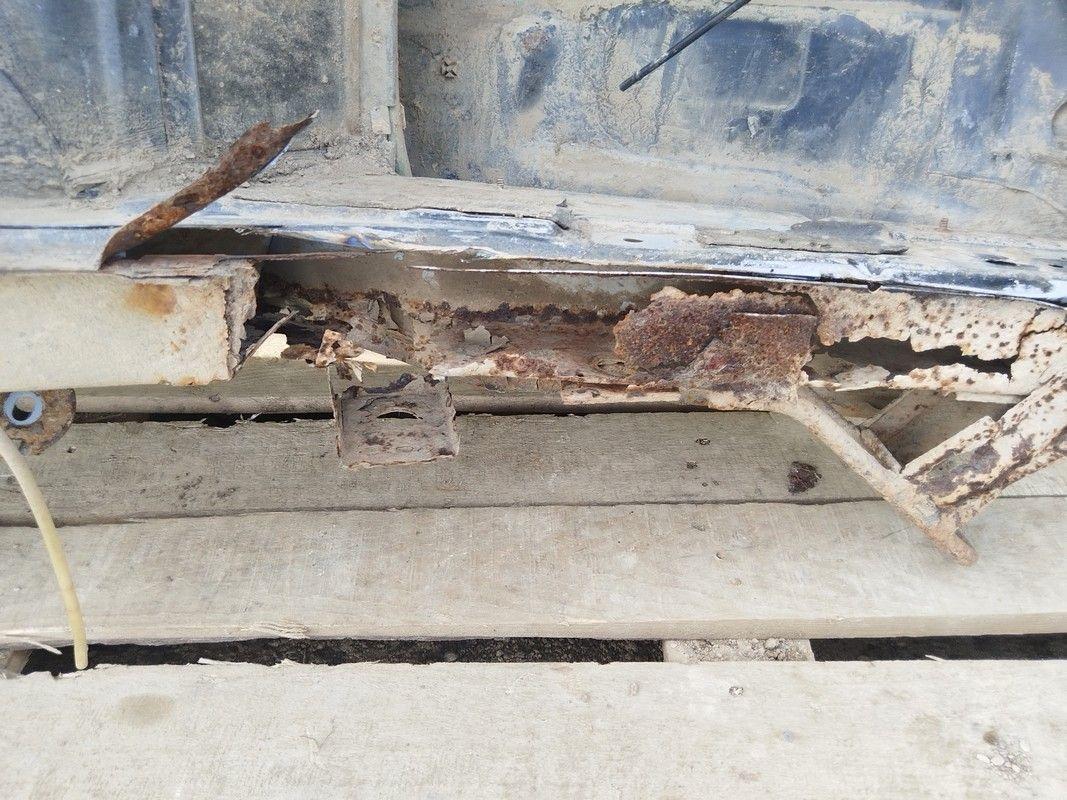 Крыло заднее правое 9CX2J5 Audi 100 undefined