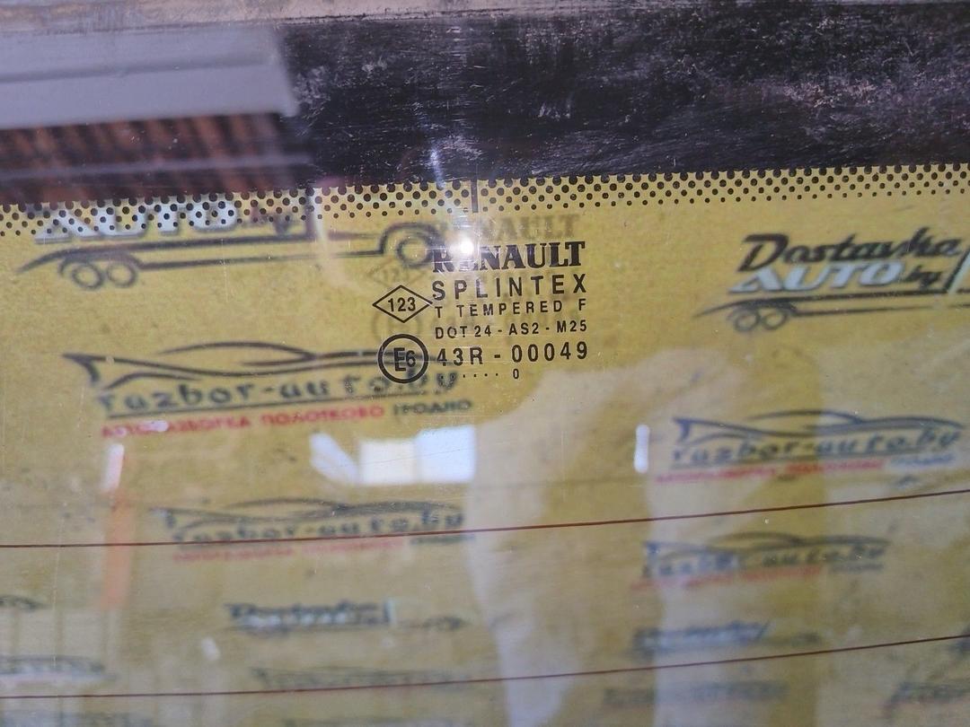 Стекло заднее L9PJO7 Renault Scenic купить