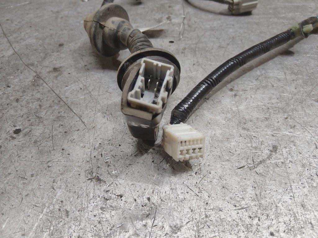 Проводка двери задней левой OY5Y0G Honda FR-V - Фото 2