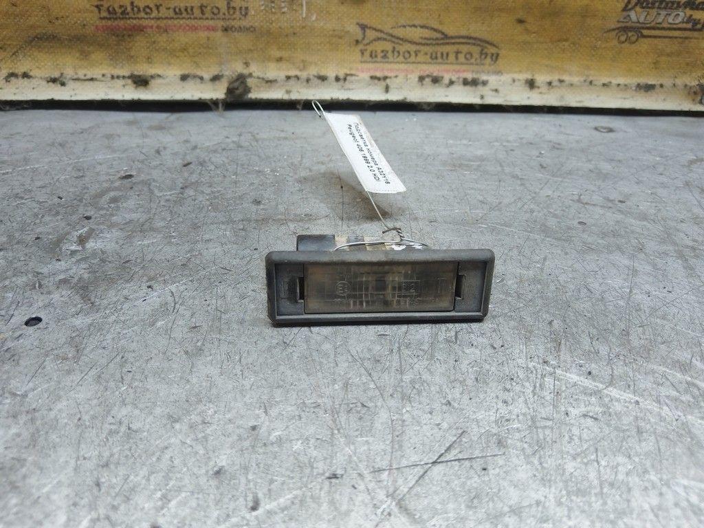 Подсветка номера A32Y16 Peugeot 406 - Фото 1