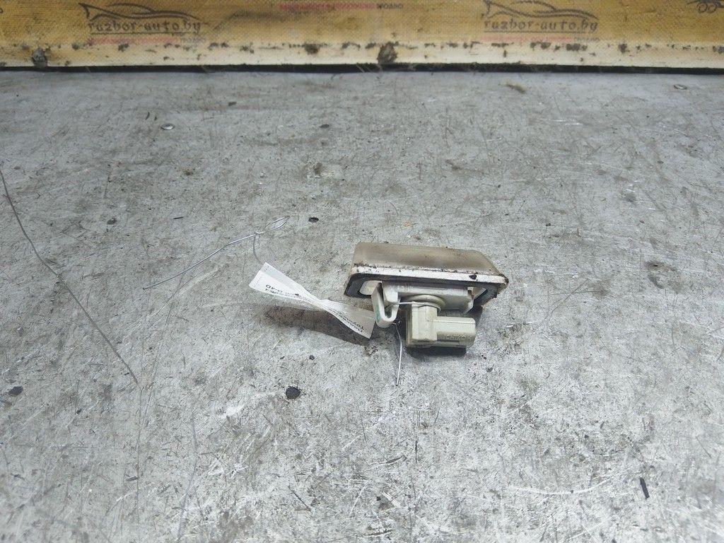 Подсветка номера UGS9E4 Toyota Corolla - Фото 4