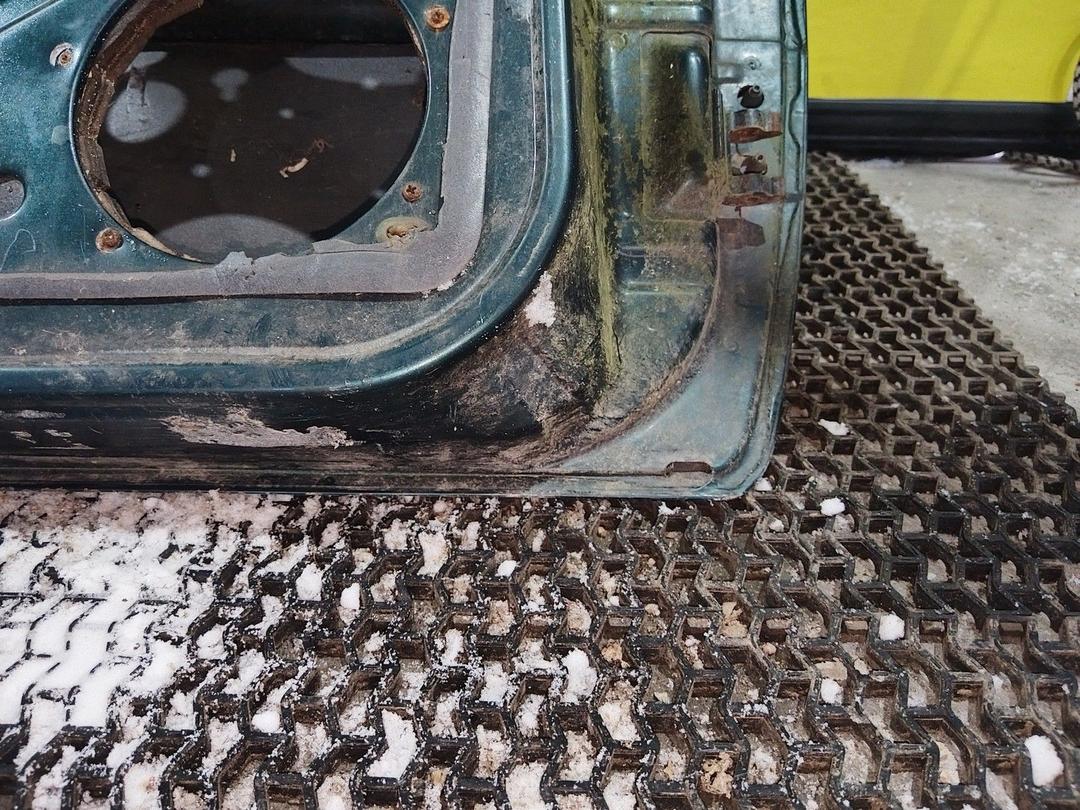 Дверь передняя правая 7SCV0Y Citroen Xantia undefined