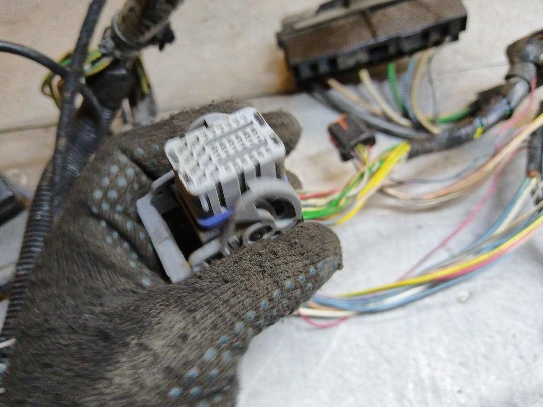 Проводка JHCIW8 Peugeot 307 undefined