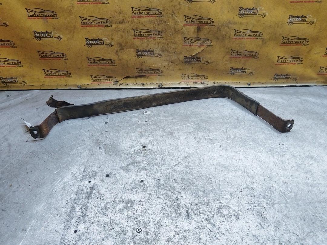 Крепление топливного бака UGW57H Opel Vectra купить