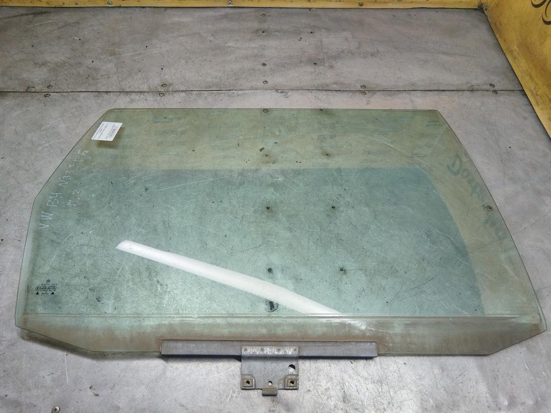 Стекло двери задней правой JSTSNP Volkswagen Passat - Фото 1