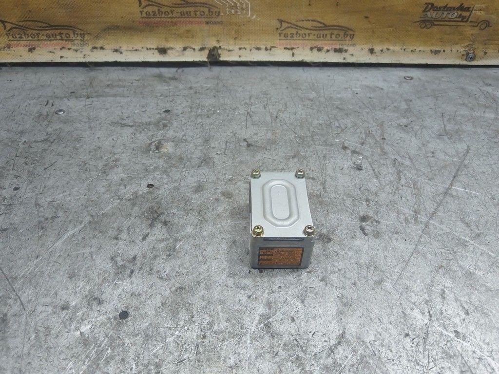 Датчик удара I75I9Q Toyota Corolla - Фото 3