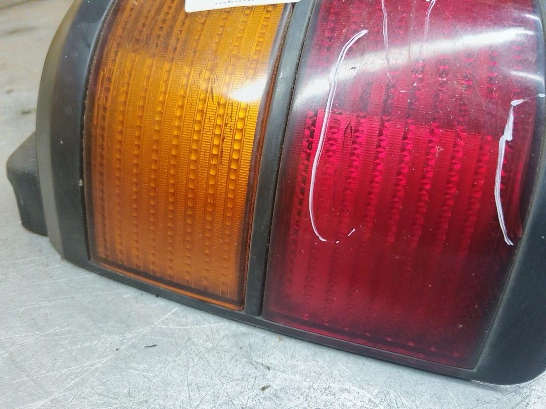 Фонарь задний левый 7F2FUK Volkswagen Passat купить с доставкой