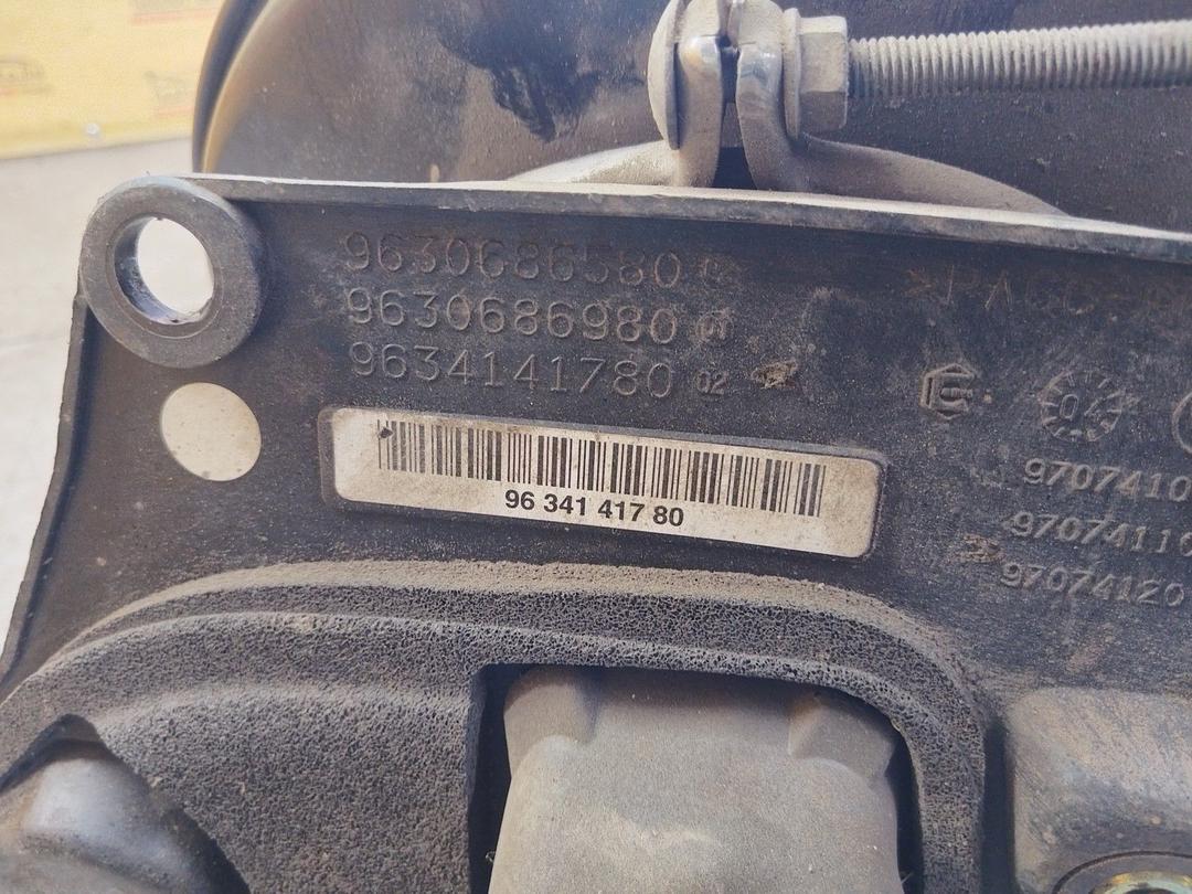 Вакуумный усилитель тормозов AJGBXS Peugeot 607 купить в магазине запчастей бу