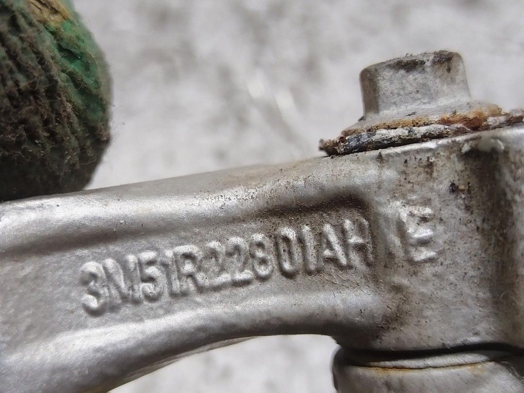 Петля двери передней левой 98POM0 Ford Focus - Фото 4