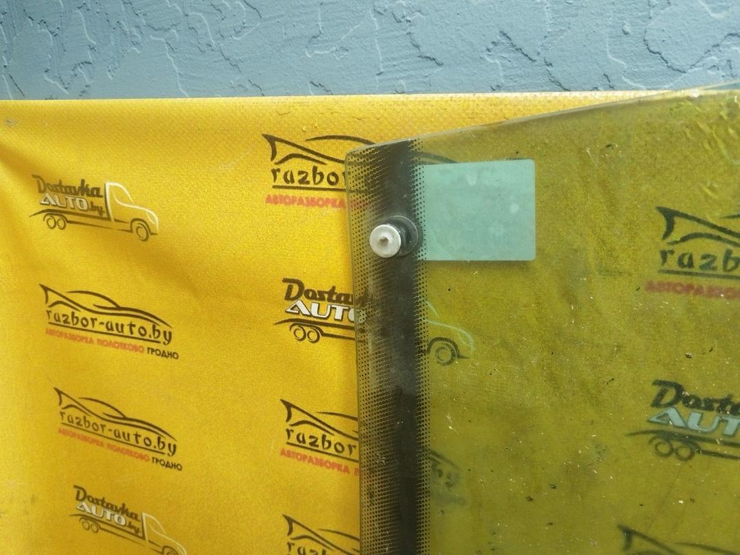 Стекло двери задней правой T701LJ Audi 80 купить на авторазборке