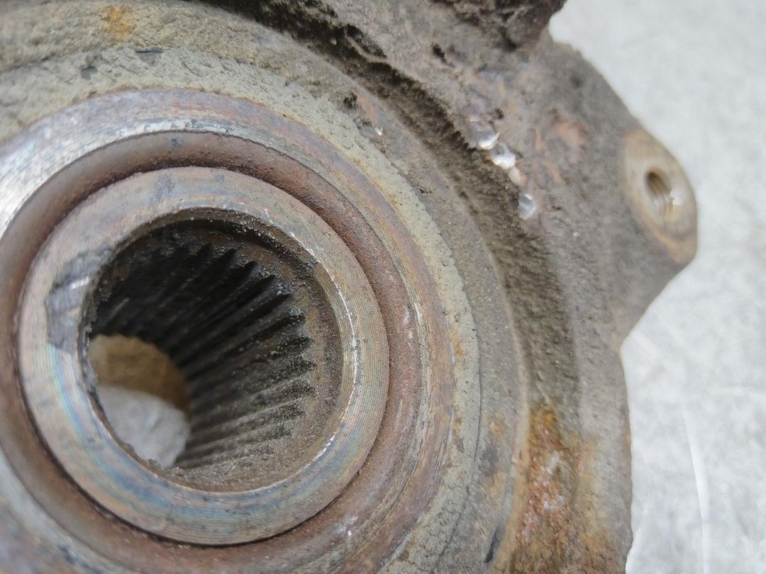 Кулак поворотный правый KPYRZ9 Renault Espace купить на авторазборке