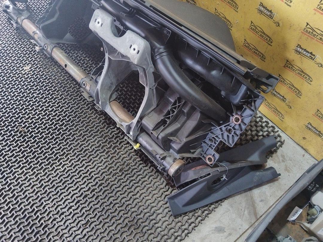 Панель передняя салона (торпедо) 4D190V Volvo S40 undefined