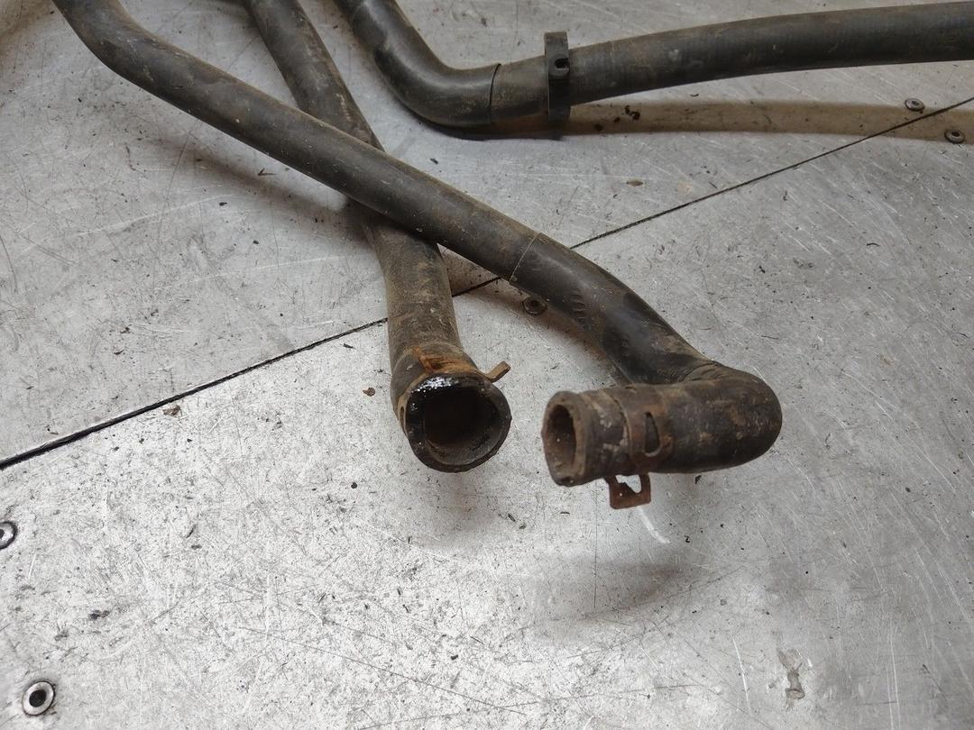 Патрубок радиатора LERJEM Renault Laguna купить в магазине запчастей бу