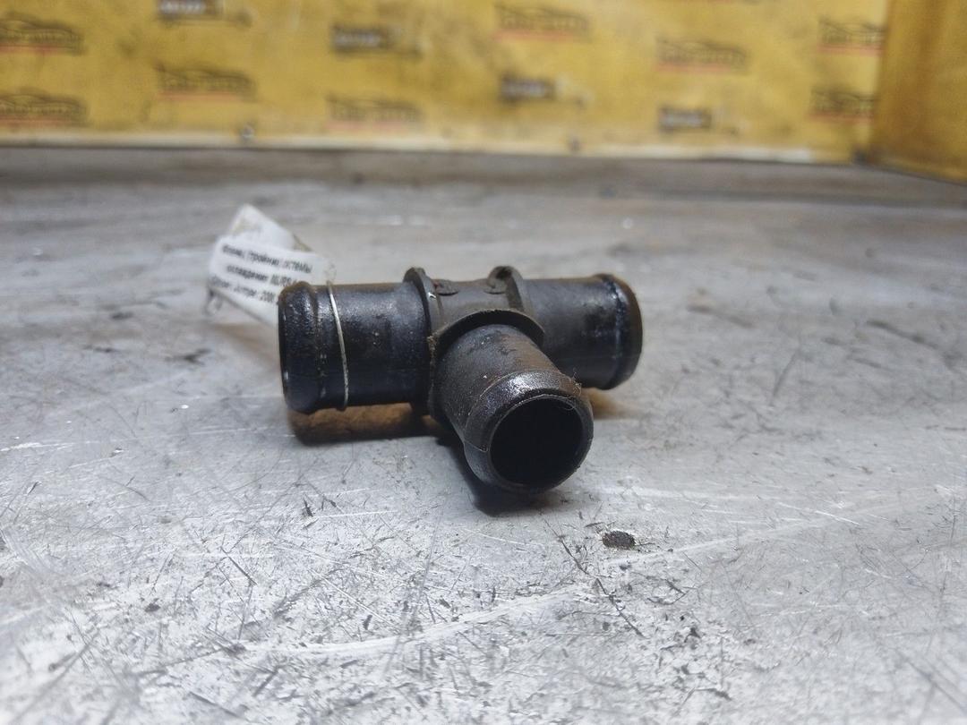 Фланец (тройник) системы охлаждения M8JRS4 Citroen Jumper - Фото 2