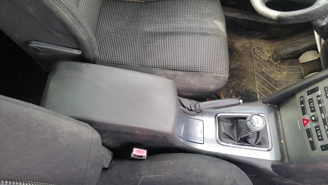 Кулиса WRU31L Peugeot 407