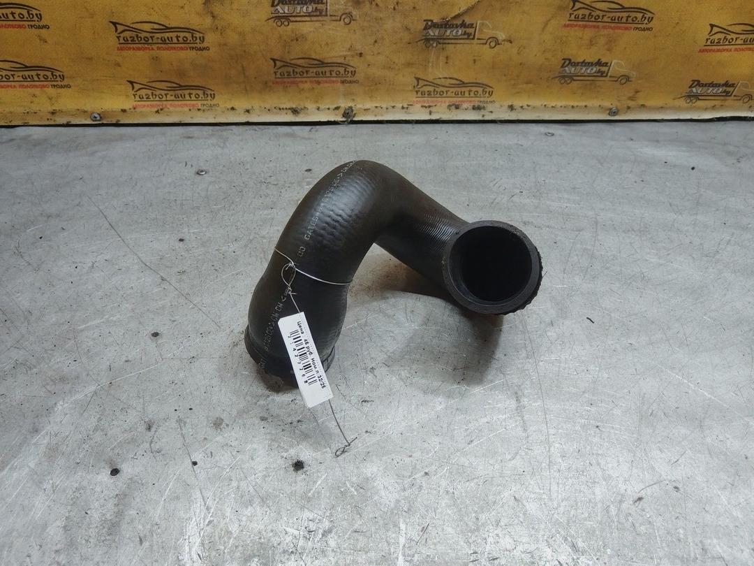 Патрубок интеркулера 25TI85 Peugeot 607