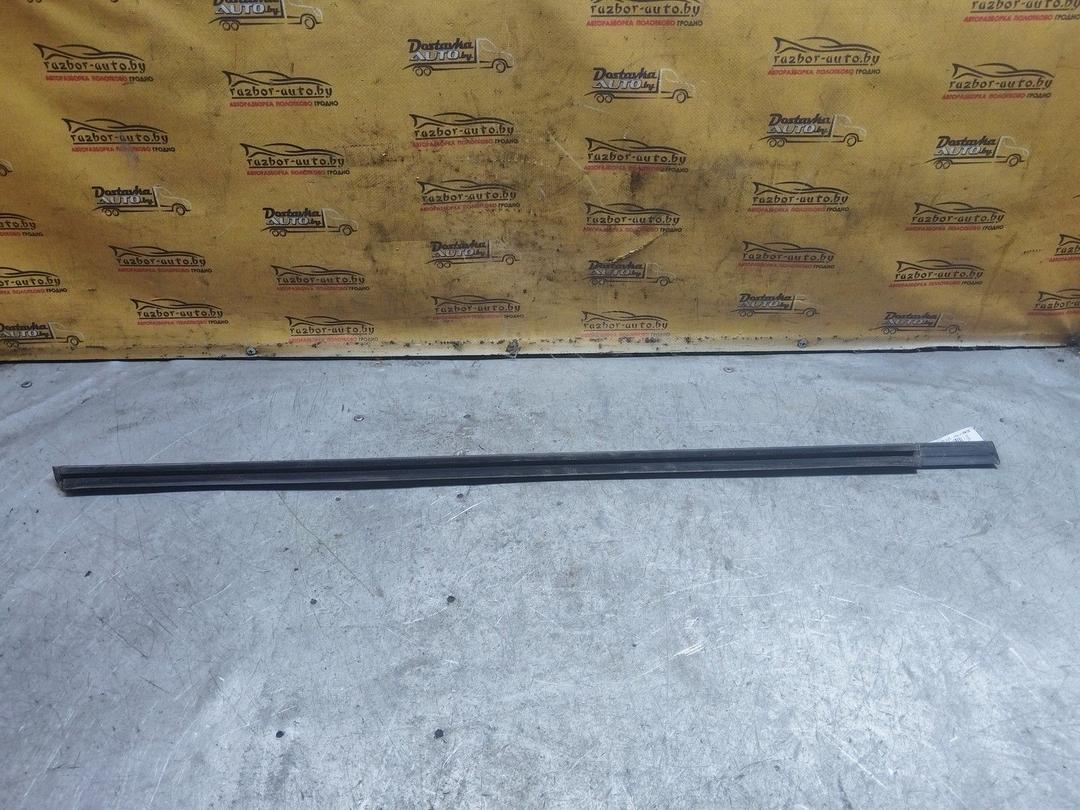 Молдинг стекла двери передней левой наружный AW6JSV Opel Vectra купить с доставкой