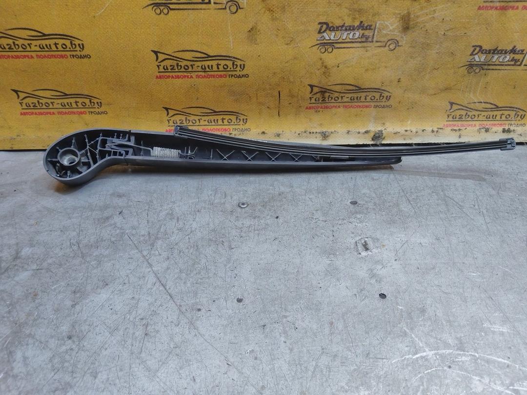 Щеткодержатель задний 2QWPUH Volvo XC70 купить в магазине запчастей бу