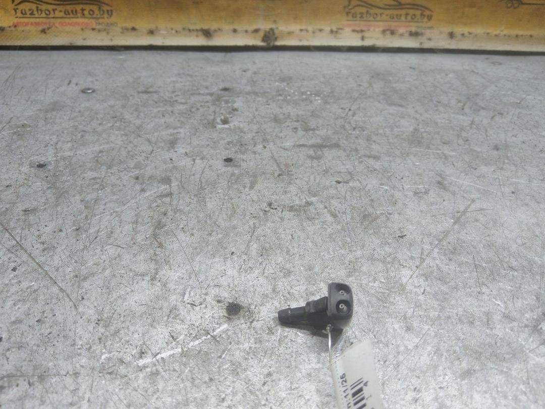 Форсунка омывателя CRP7TY Mitsubishi Grandis купить