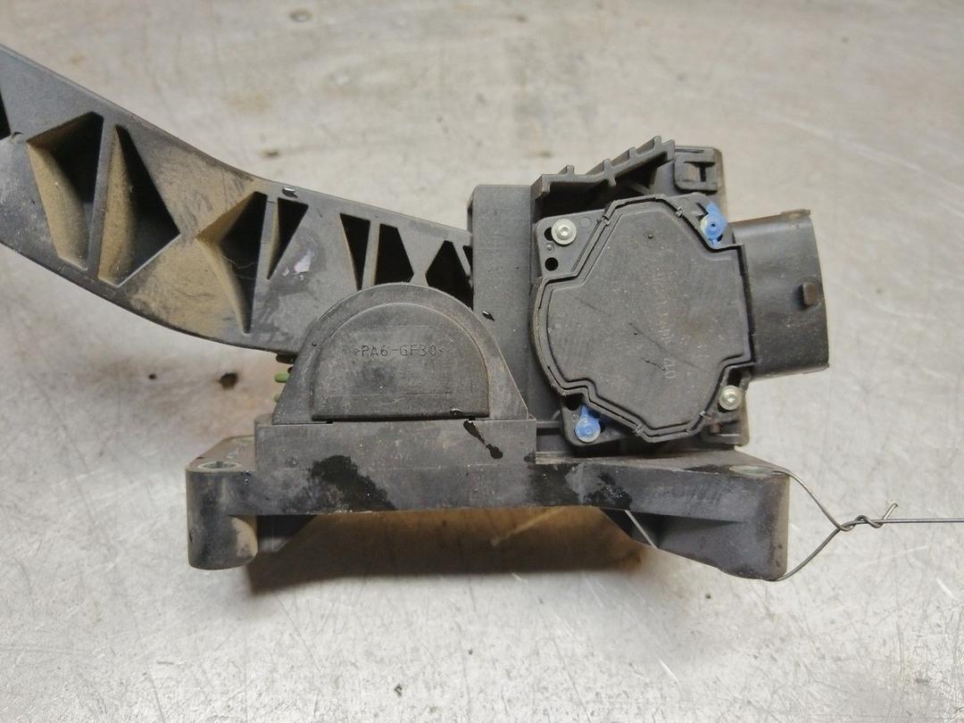 Педаль газа 764P6T Alfa Romeo 147 купить