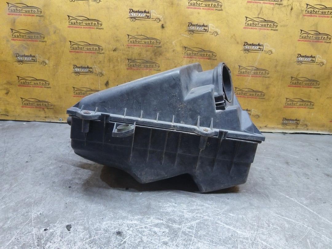 Корпус воздушного фильтра WFJ4OT Skoda Octavia