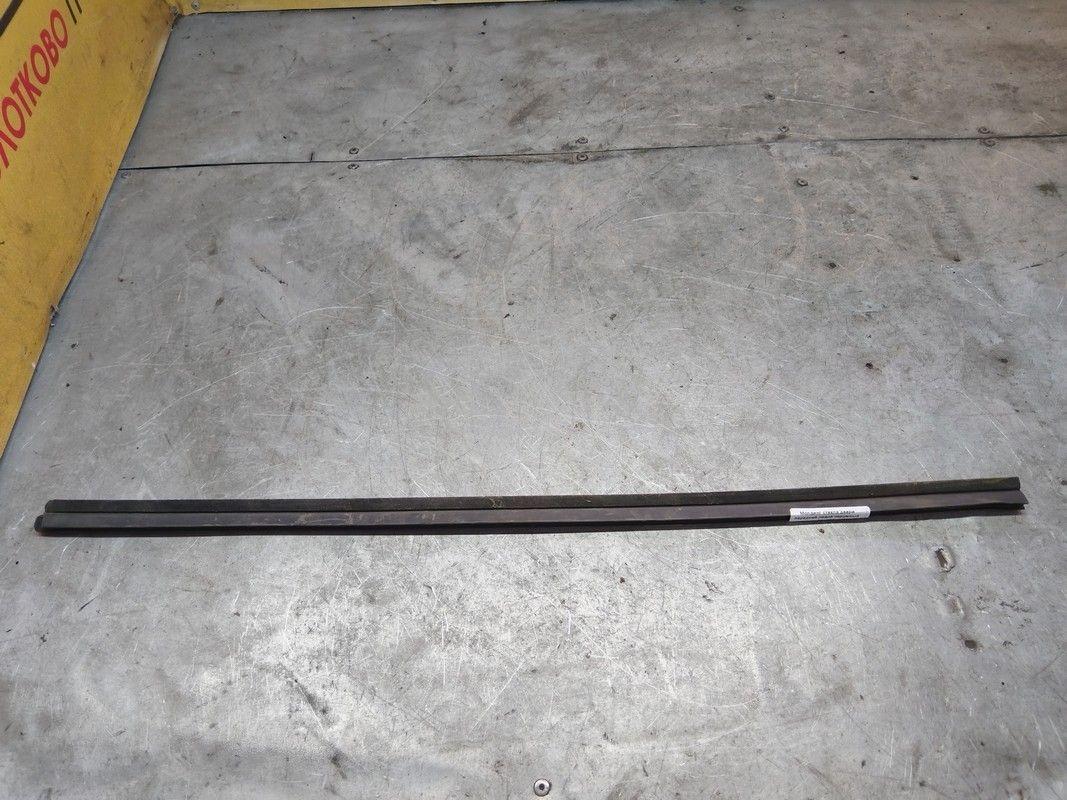 Молдинг стекла двери передней левой наружный 80V6R7 Opel Vectra - Фото 2