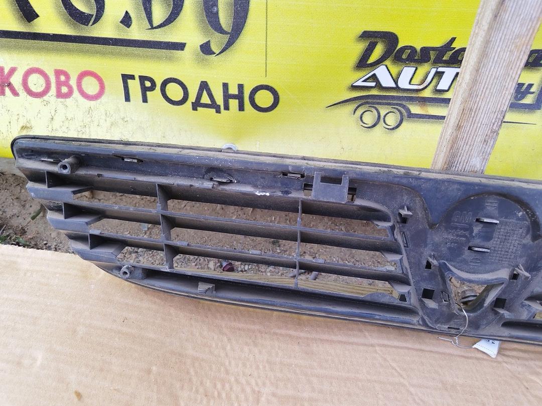 Решетка капота IJJZ1A Opel Zafira купить с доставкой