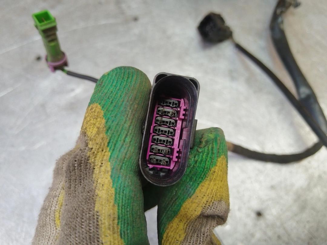 Проводка Q6DW7A Volkswagen Passat купить