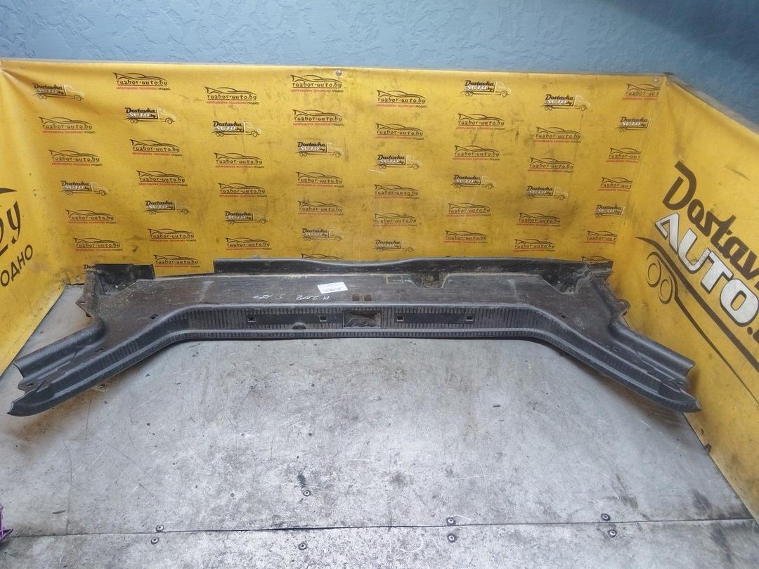 Накладка замка багажника S2AJNM Mercedes C W202 - Фото 2