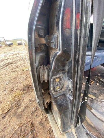 Петля двери задней правой UTA1J0 Audi 100