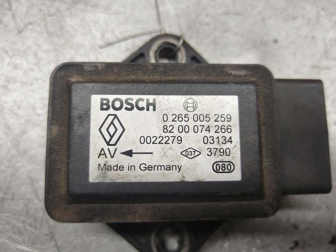 Датчик ускорения C5TM5K Renault Scenic купить в магазине запчастей бу