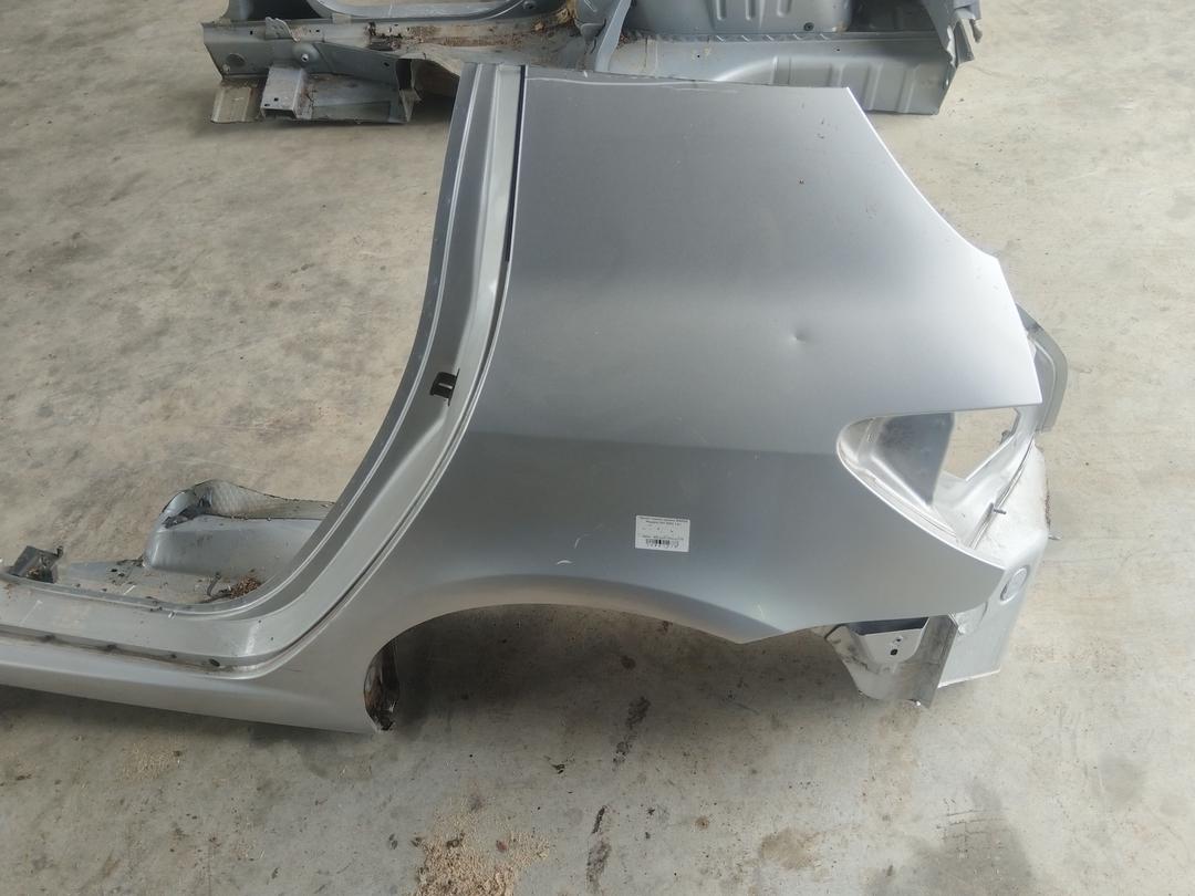 Крыло заднее правое IRSFEK Peugeot 307