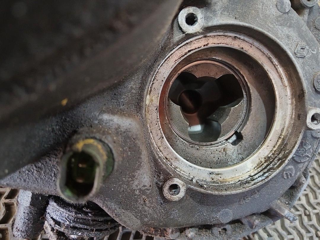 КПП механическая (МКПП) 5-ступенчатая CGO9N0 Renault Megane undefined