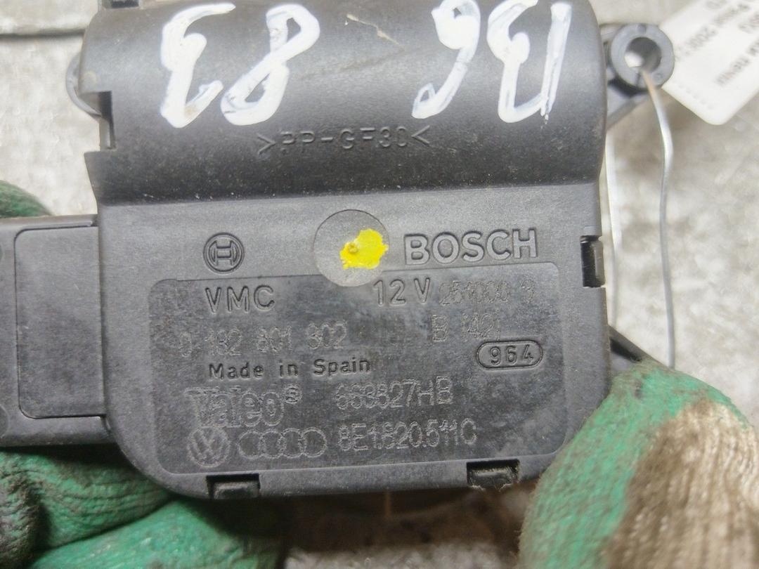 Моторчик заслонки печки 0U05YJ Volkswagen Passat купить
