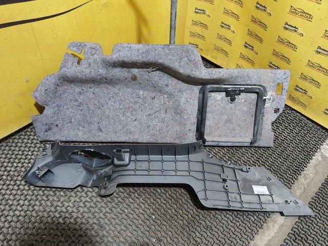Обшивка багажника 0LM6OC Ford Focus купить