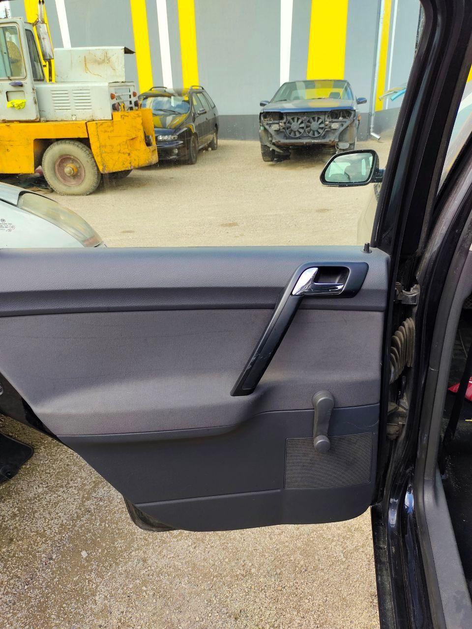 Проводка двери задней левой T7K6N9 Volkswagen Polo