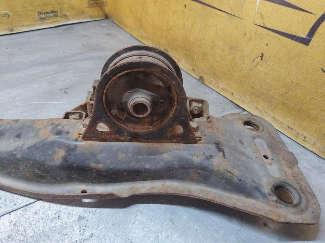 Балка под КПП Z2RGXP Mitsubishi Grandis купить