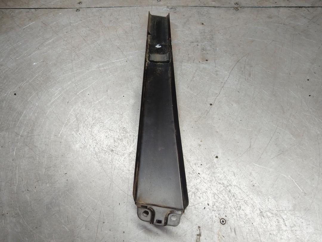 Молдинг (накладка кузовная) 7XB293 Audi A6 купить в магазине запчастей бу