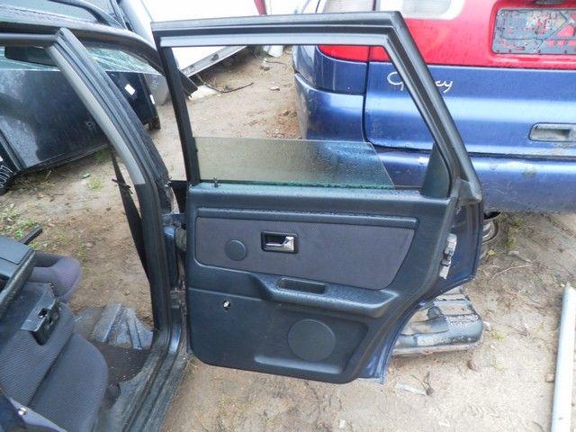 Ручка внутренняя задняя правая 5KRFJ1 Audi 80 - Фото 1